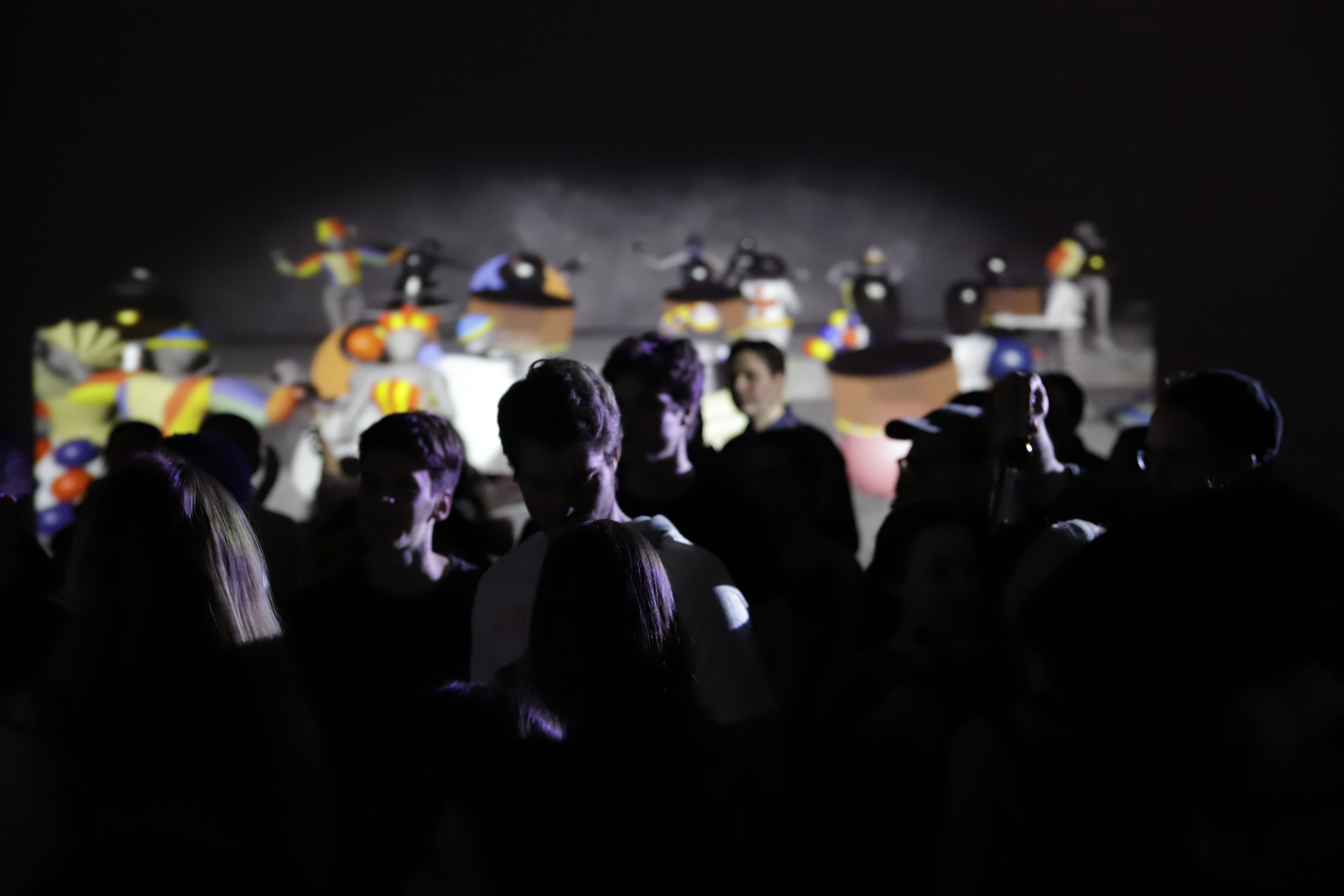 Crowd at the event in Staatsgalerie Stuttgart with Triadic dancers in background